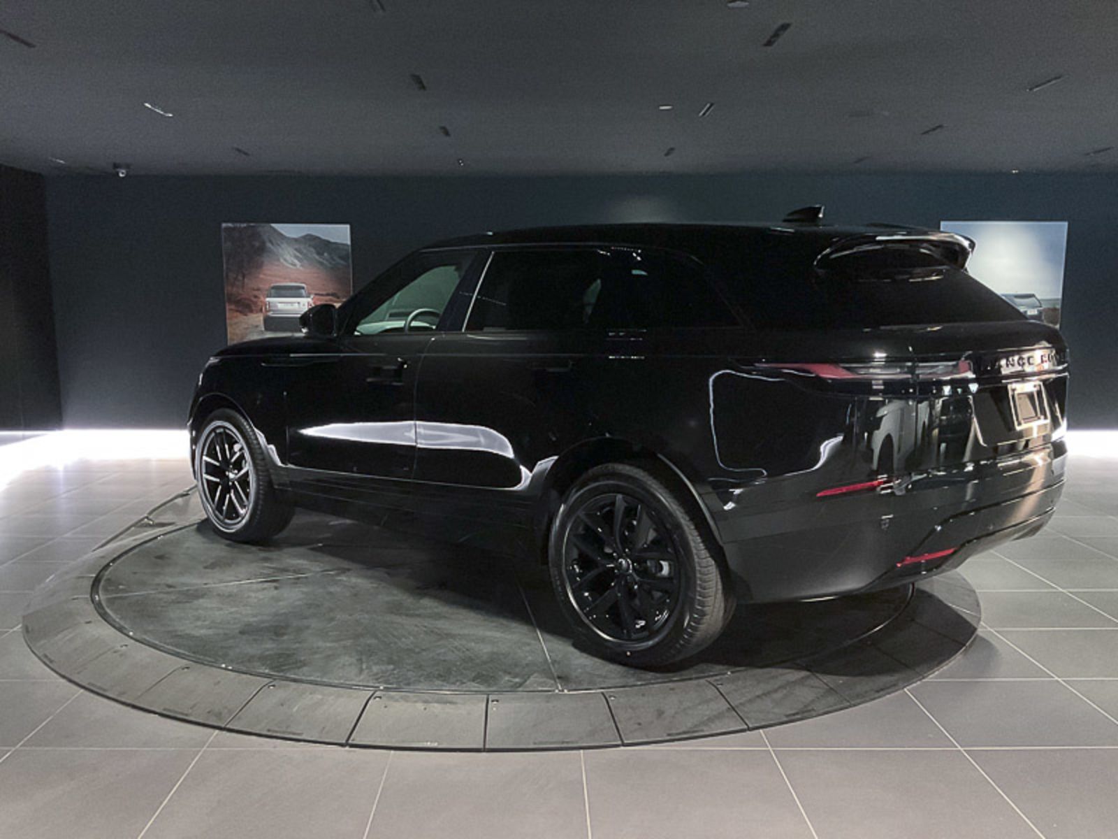 2025 Land Rover Range Rover Velar Dynamic SE, Vancouver, Cash