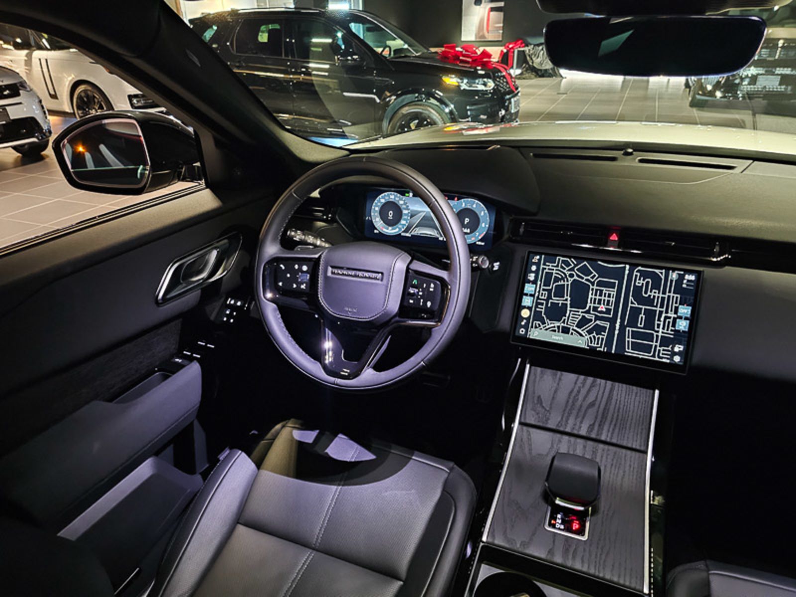 2025 Land Rover Range Rover Velar Dynamic SE, Vancouver, Cash