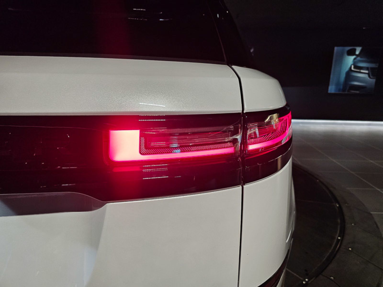 2025 Land Rover Range Rover Velar Dynamic SE, Vancouver, Cash