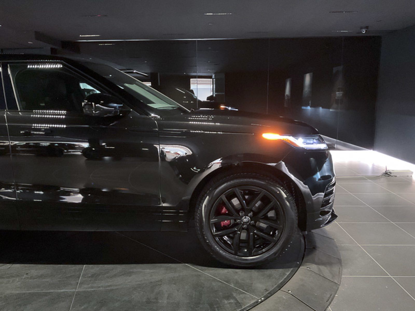 2025 Land Rover Range Rover Velar Dynamic SE, Vancouver, Cash
