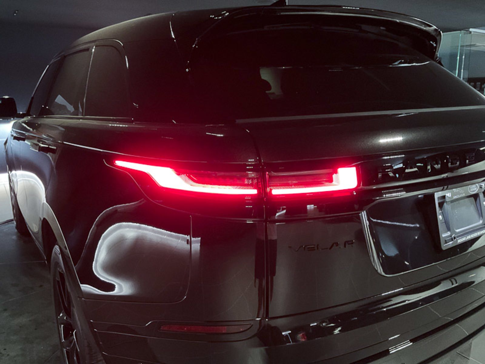 2025 Land Rover Range Rover Velar Dynamic SE, Vancouver, Cash