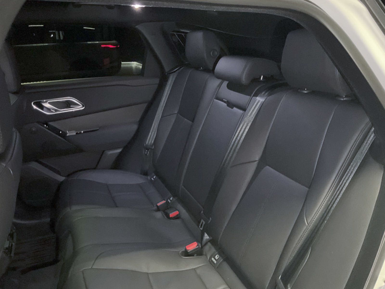 2025 Land Rover Range Rover Velar Dynamic SE, Vancouver, Cash