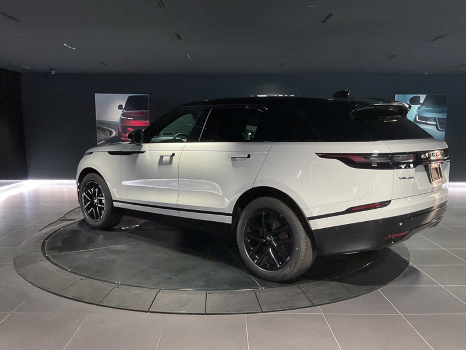 2025 Land Rover Range Rover Velar Dynamic SE, Vancouver, Cash