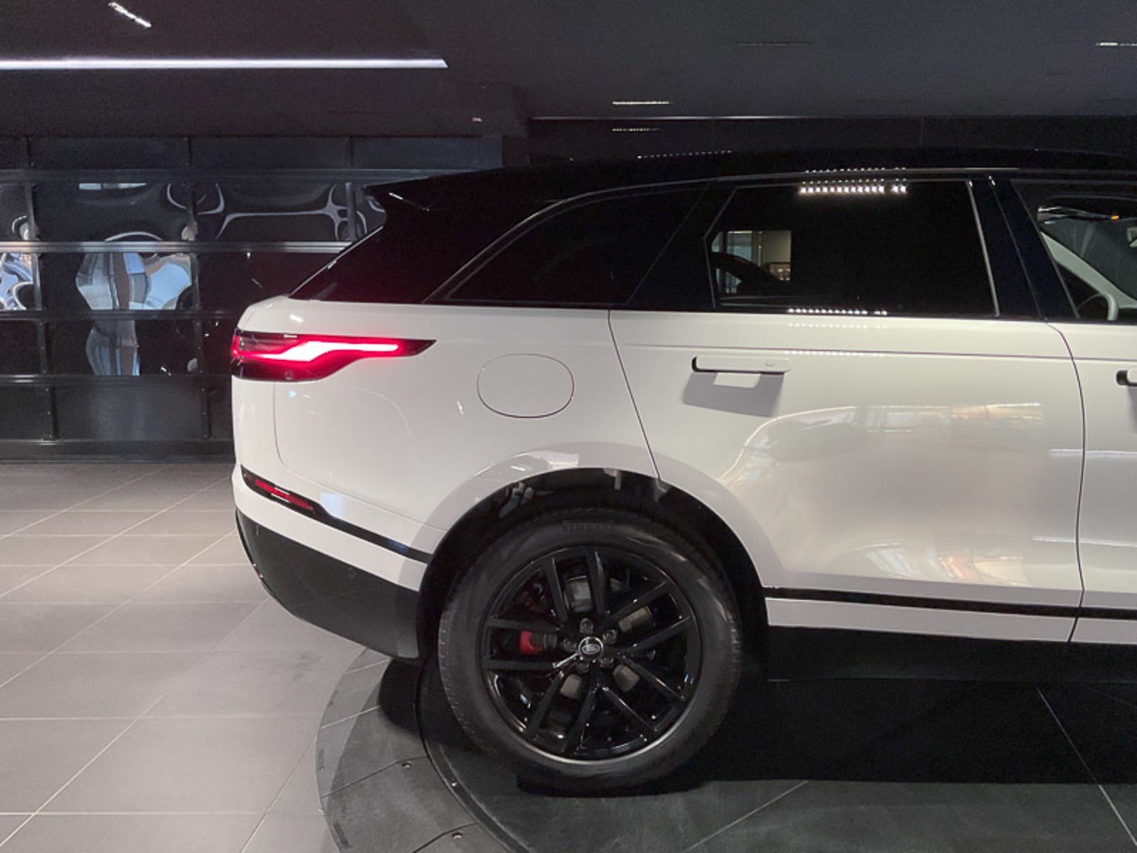 2025 Land Rover Range Rover Velar Dynamic SE, Vancouver, Cash