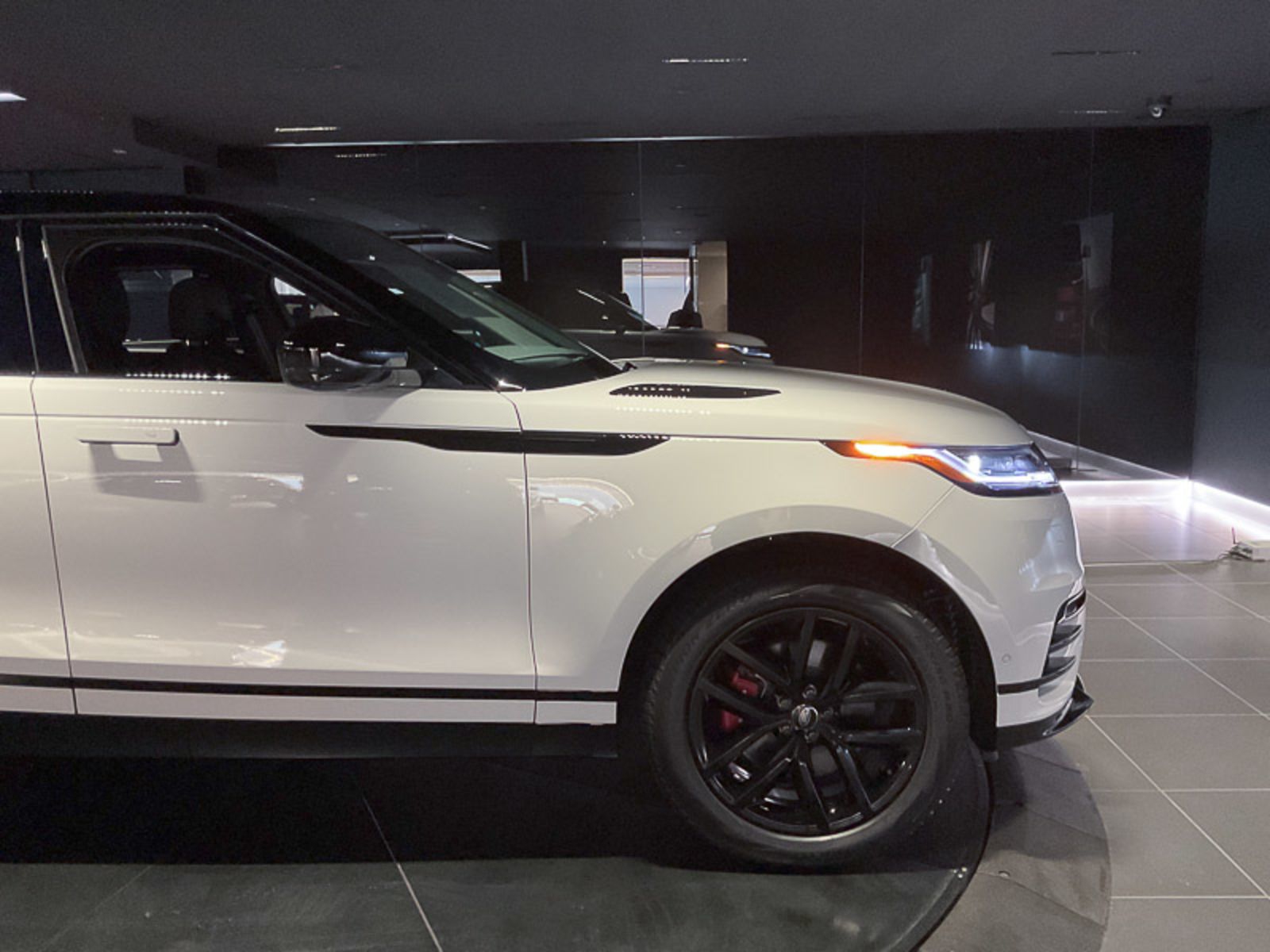 2025 Land Rover Range Rover Velar Dynamic SE, Vancouver, Cash