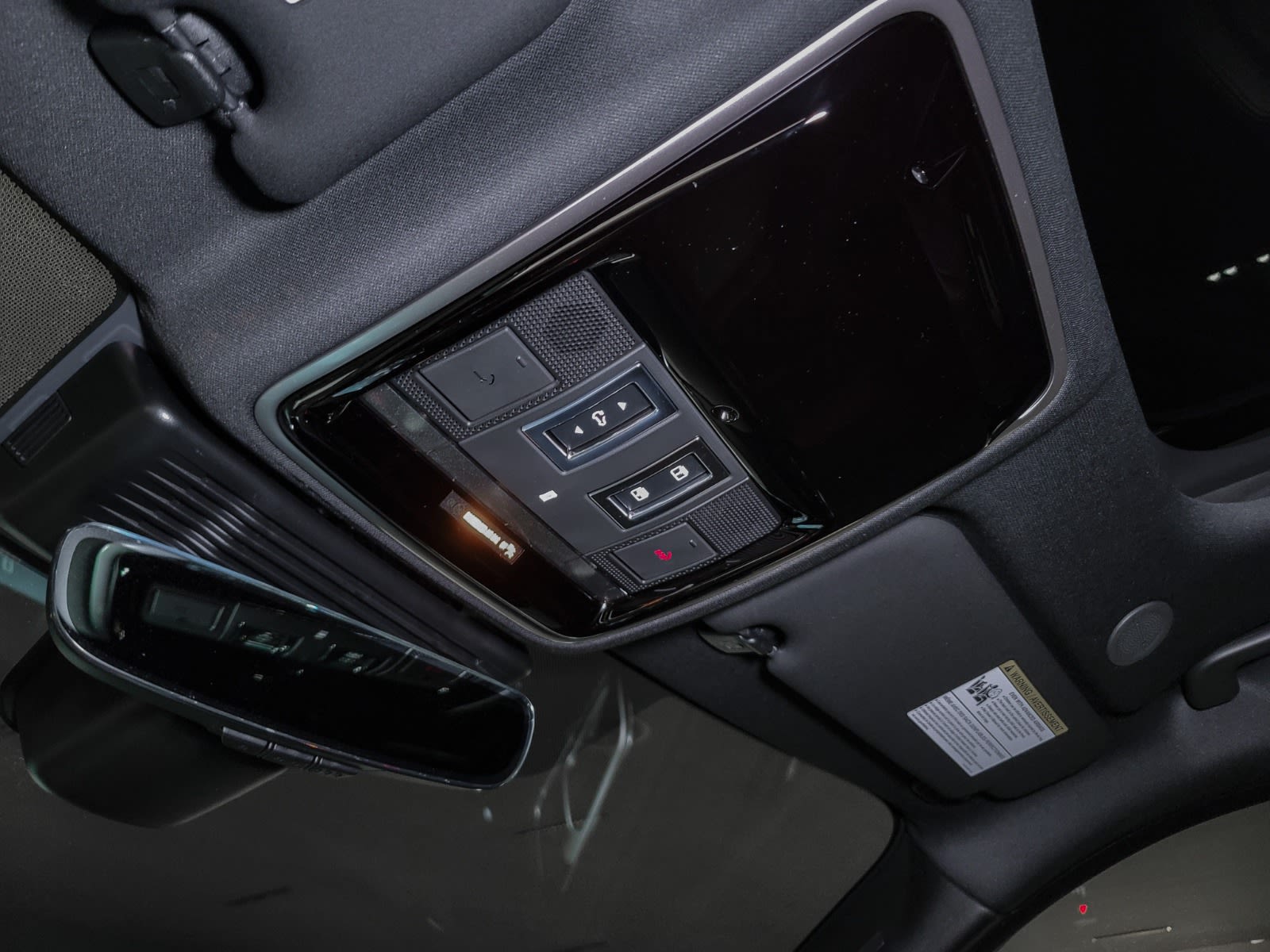 2025 Land Rover Range Rover Velar Dynamic HSE, Vancouver, Cash