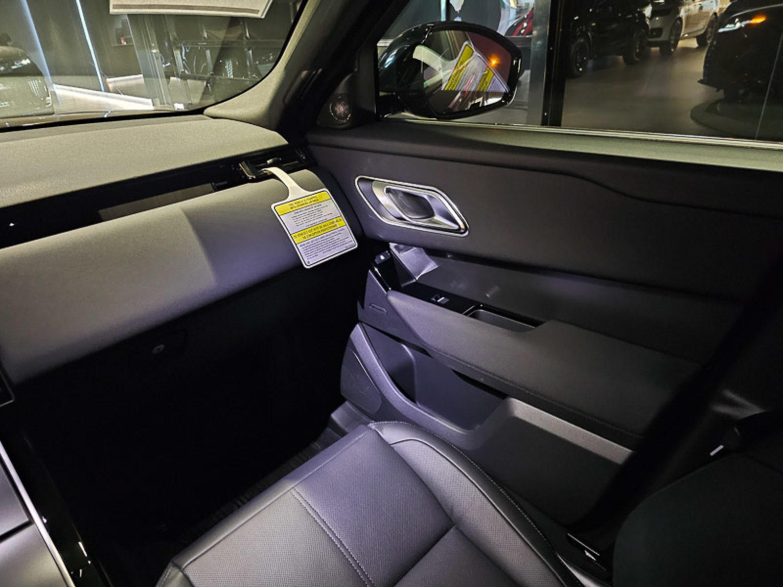 2025 Land Rover Range Rover Velar Dynamic SE, Vancouver, Cash