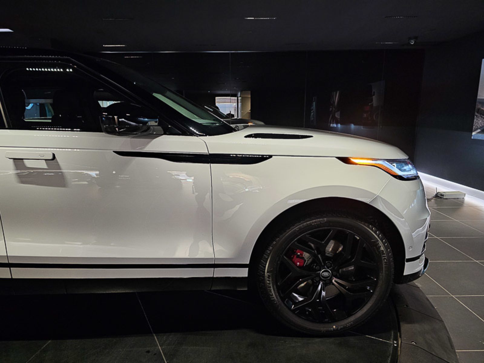 2025 Land Rover Range Rover Velar Dynamic SE, Vancouver, Cash