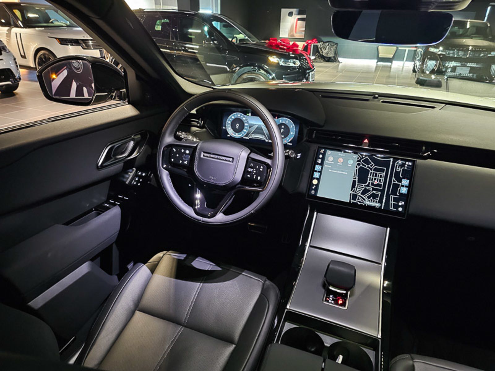 2025 Land Rover Range Rover Velar Dynamic SE, Vancouver, Cash