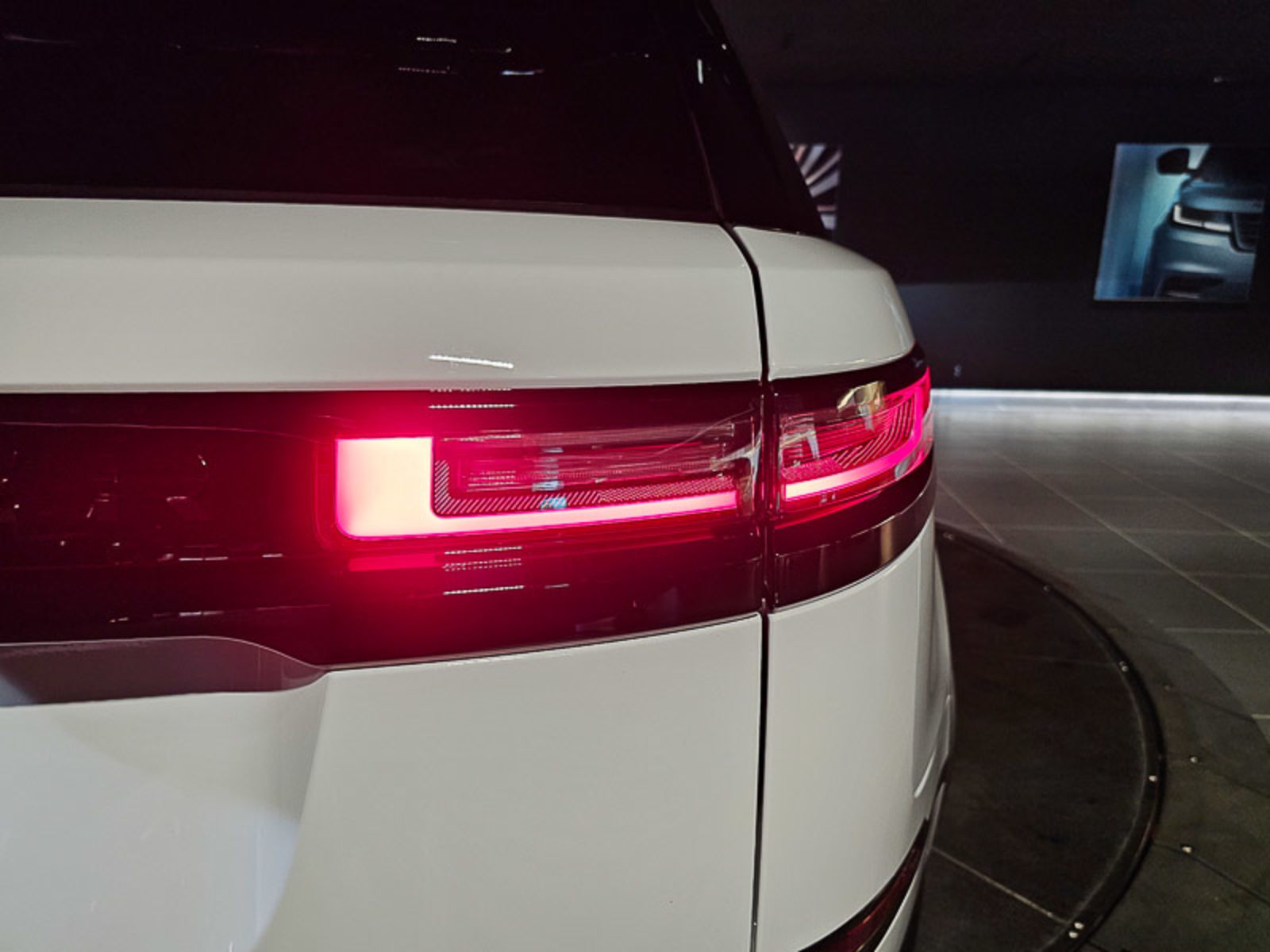 2025 Land Rover Range Rover Velar Dynamic SE, Vancouver, Cash