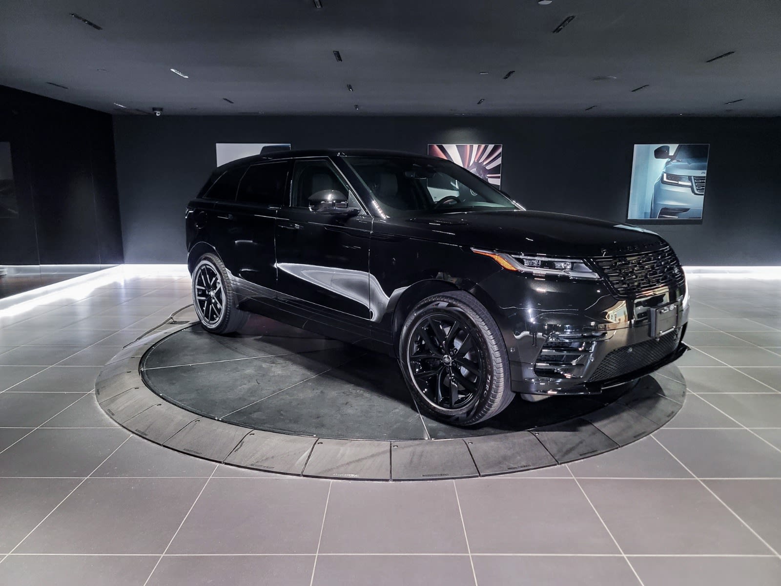 2026 Land Rover Range Rover Velar Dynamic SE, Vancouver, Cash