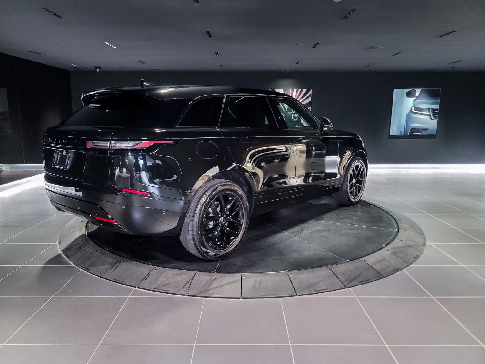2026 Land Rover Range Rover Velar Dynamic SE, Vancouver, Cash