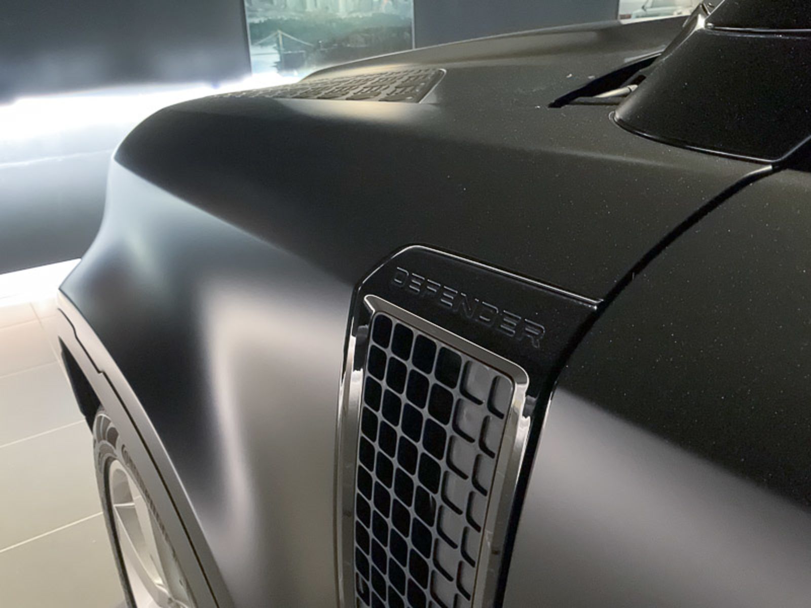 2024 Land Rover Defender SE, Vancouver, Cash