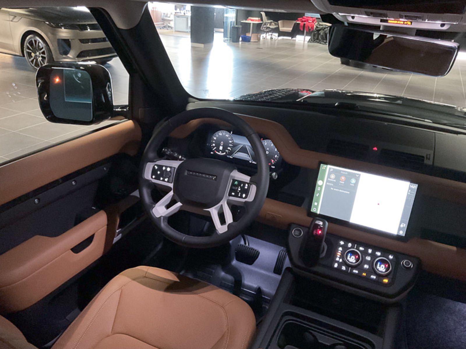 2024 Land Rover Defender SE, Vancouver, Cash