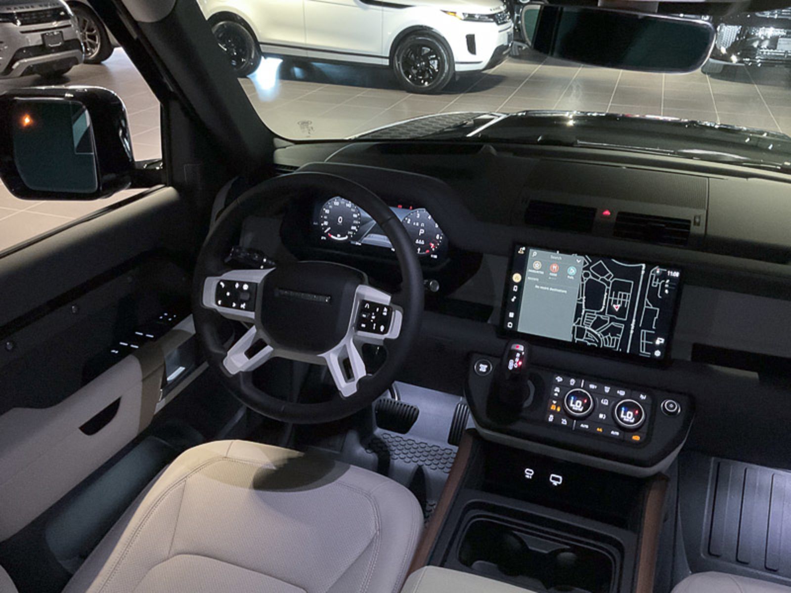 2024 Land Rover Defender SE, Vancouver, Cash