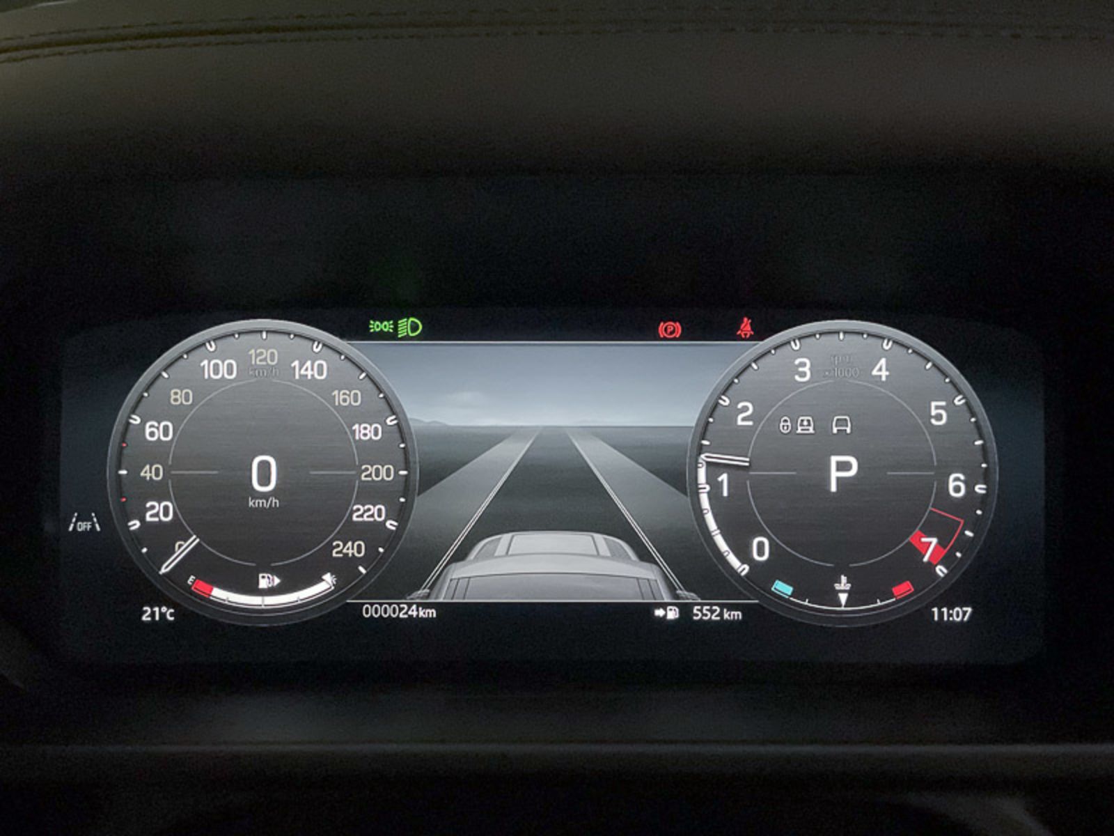 2024 Land Rover Defender SE, Vancouver, Cash