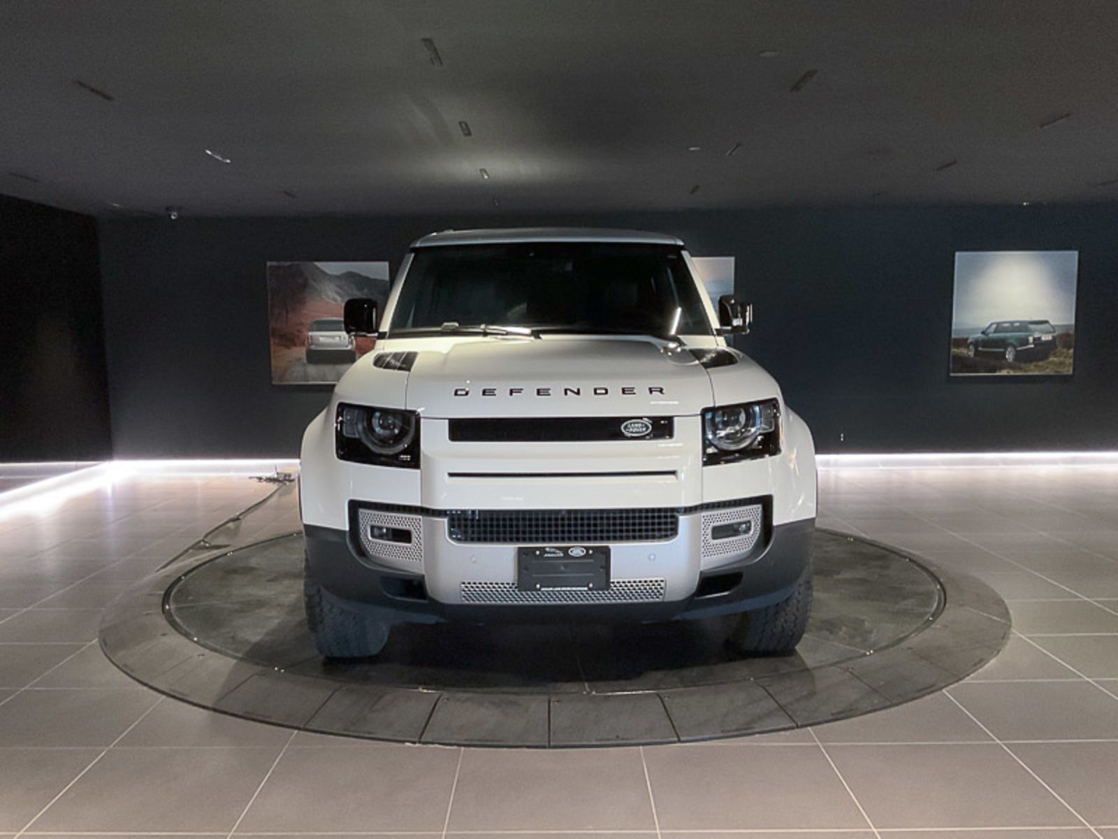 2024 Land Rover Defender S, Vancouver, Cash
