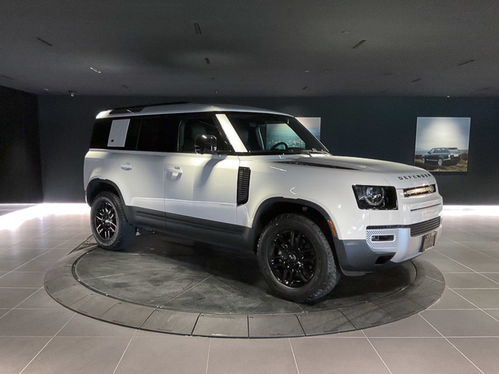 2024 Land Rover Defender S, Vancouver, Cash