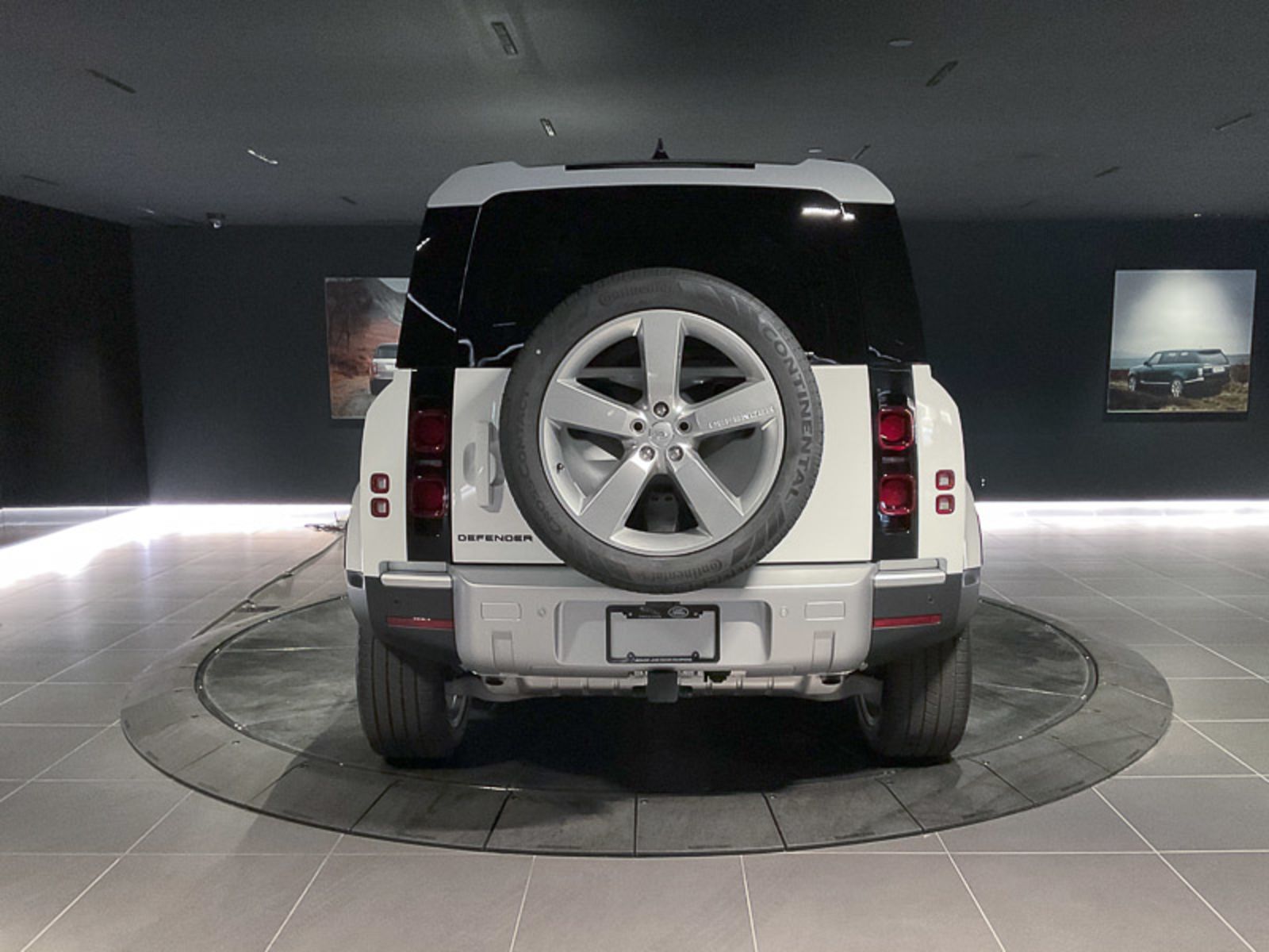 2024 Land Rover Defender S, Vancouver, Cash