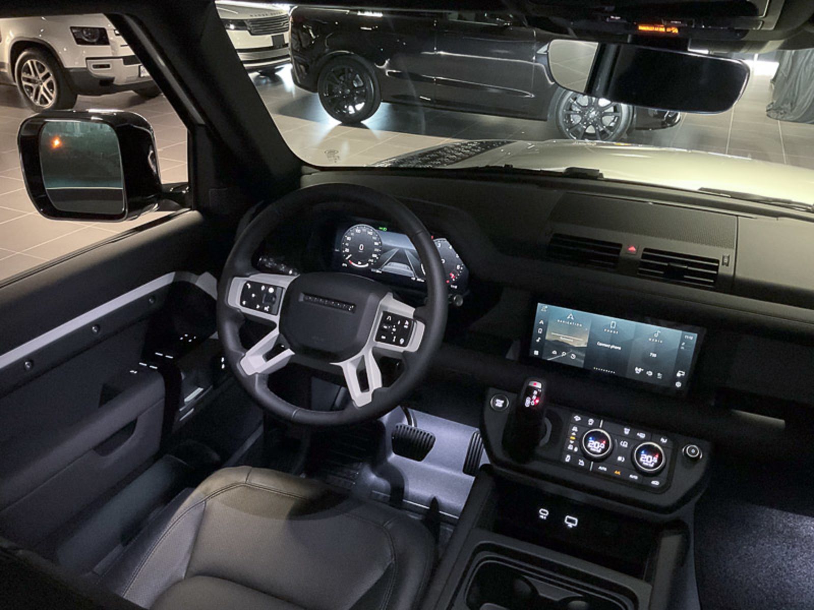2024 Land Rover Defender S, Vancouver, Cash