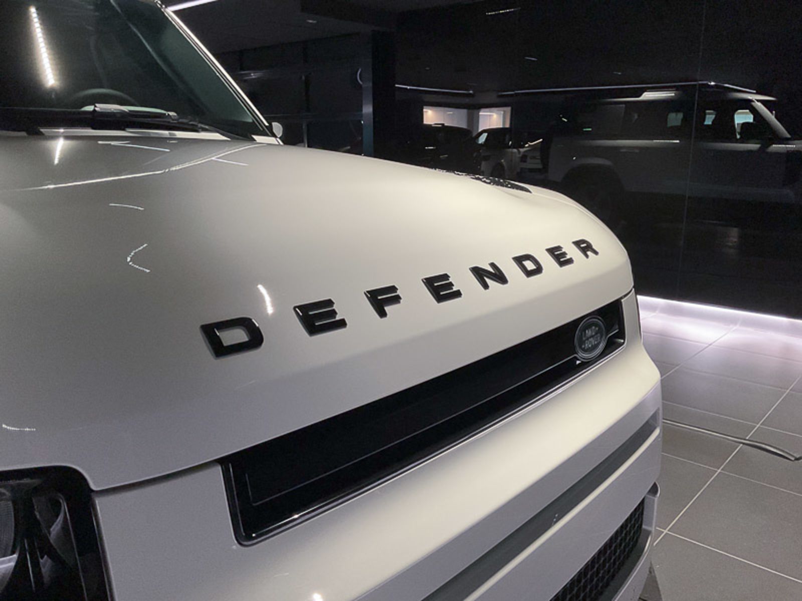 2024 Land Rover Defender S, Vancouver, Cash