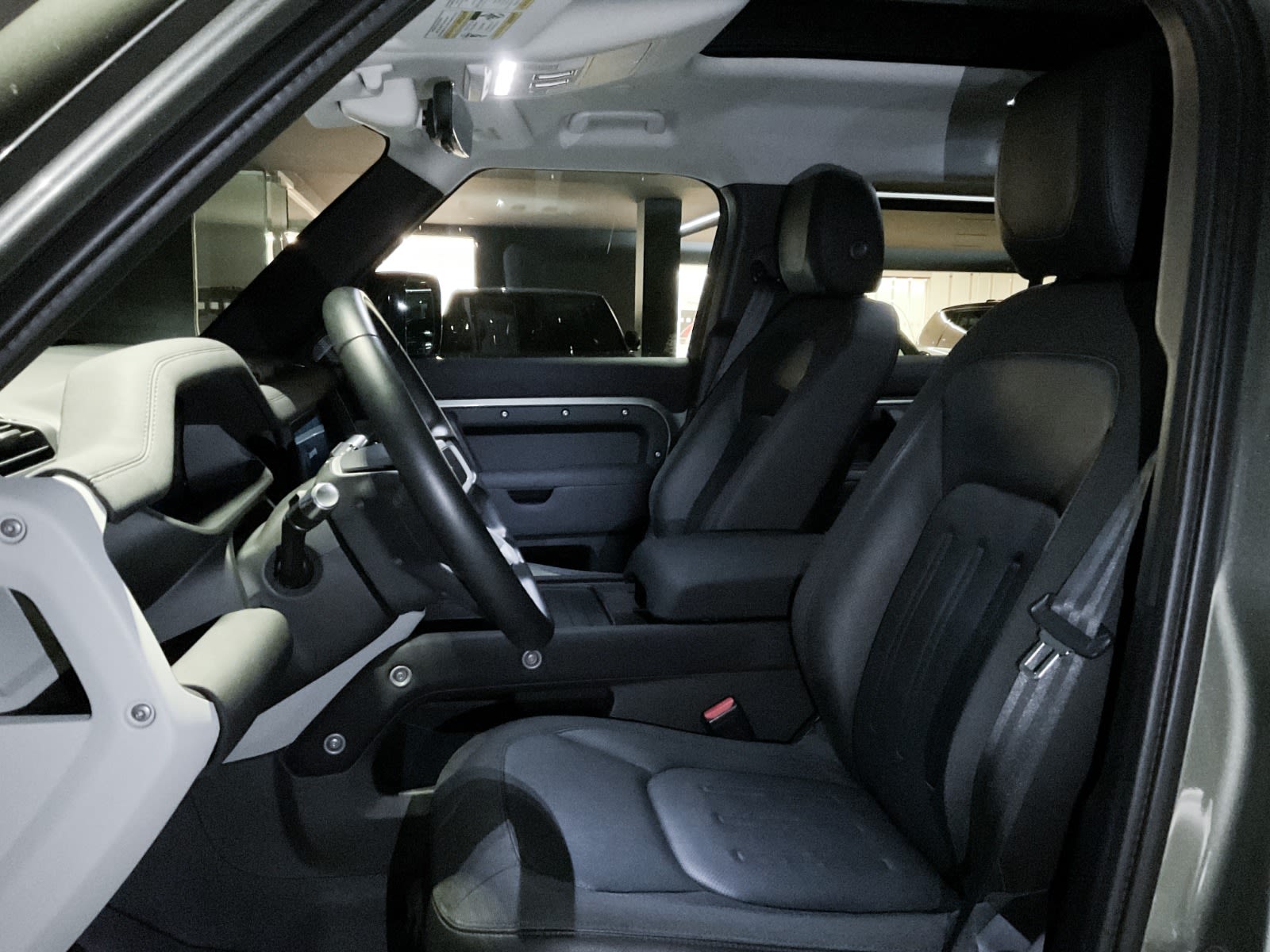 2020 Land Rover Defender S, Vancouver, Cash