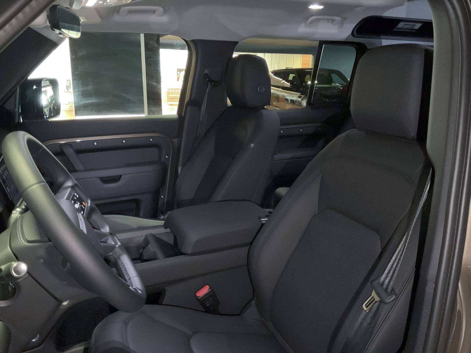 2025 Land Rover Defender S, Vancouver, Cash