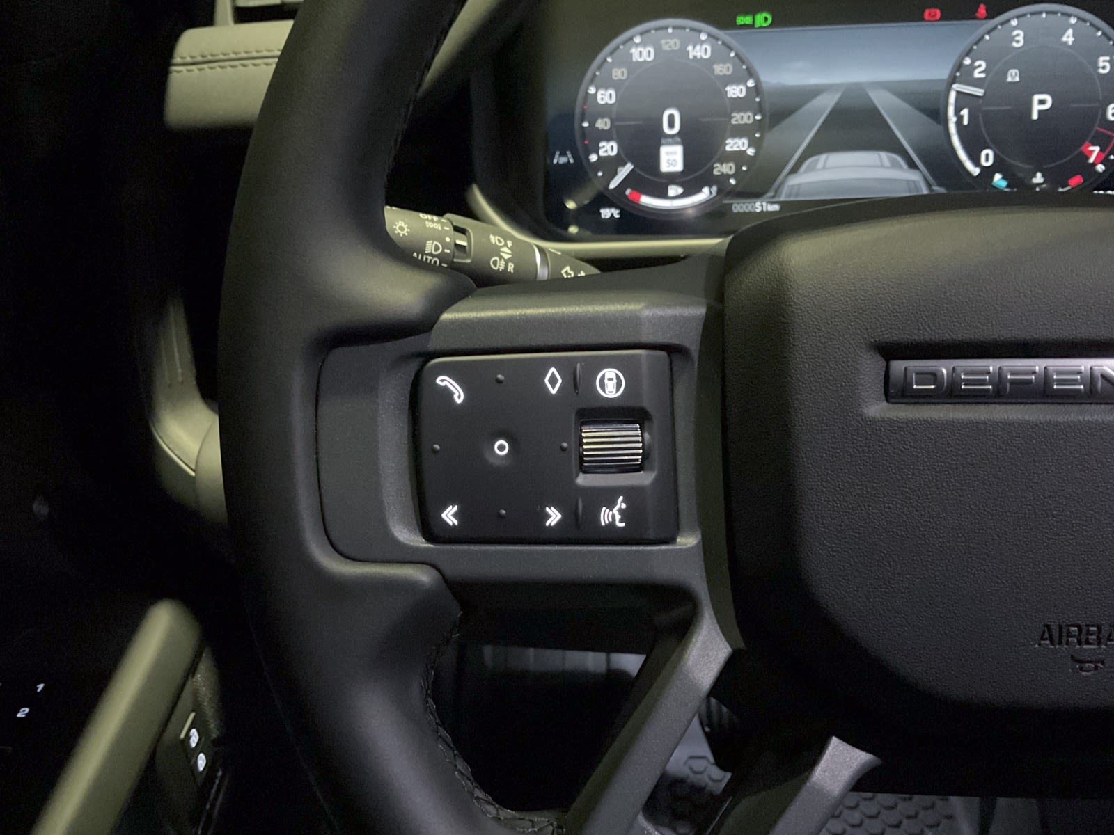 2025 Land Rover Defender S, Vancouver, Cash