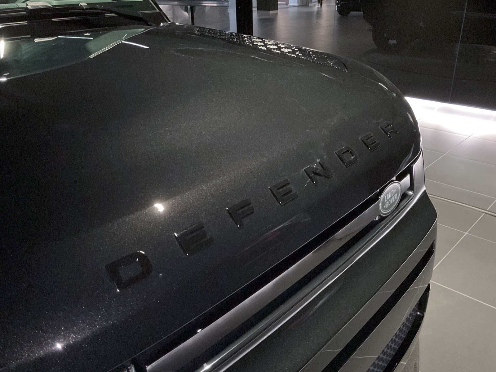 2025 Land Rover Defender V8, Vancouver, Cash