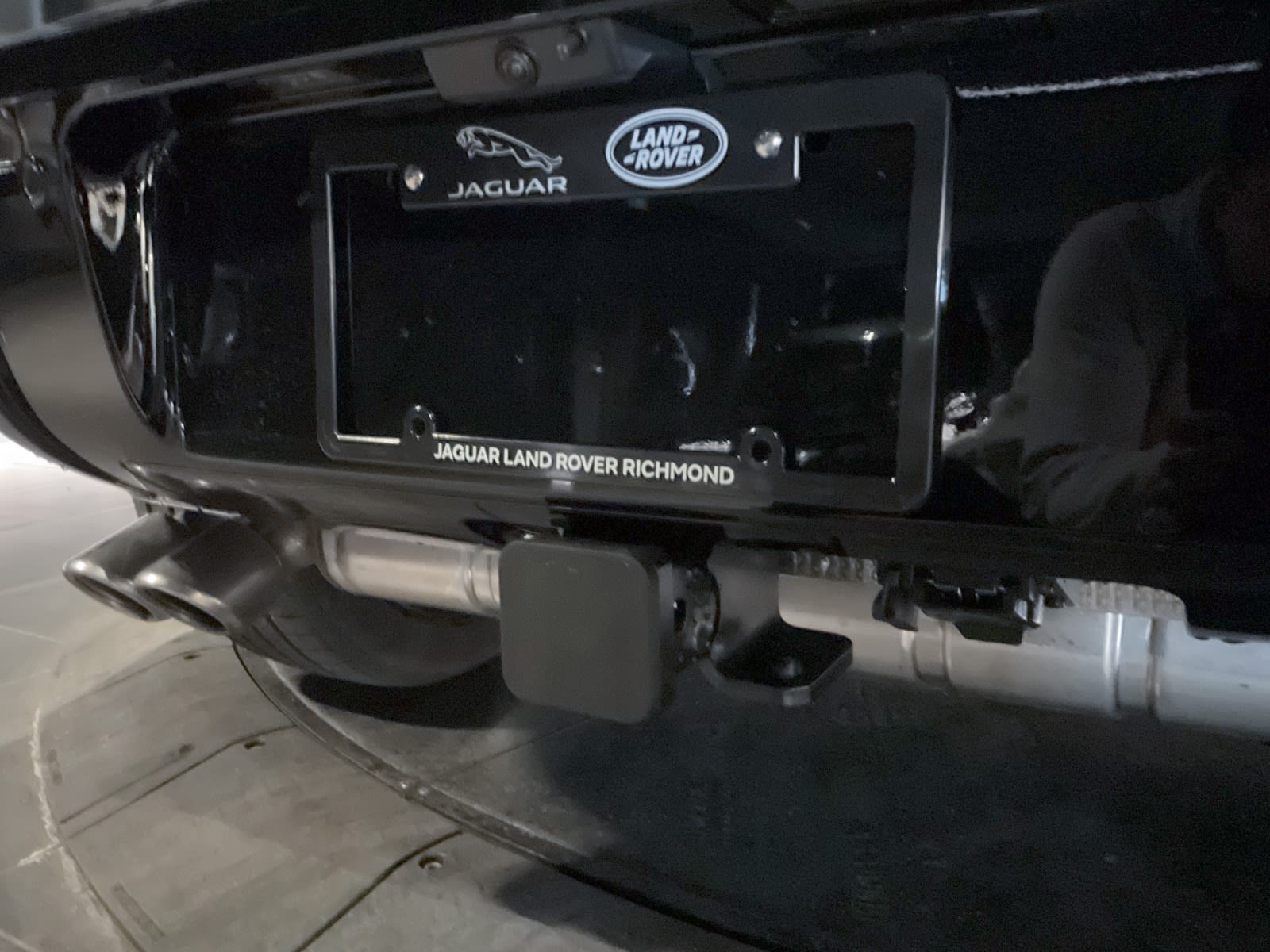 2025 Land Rover Defender V8, Vancouver, Cash