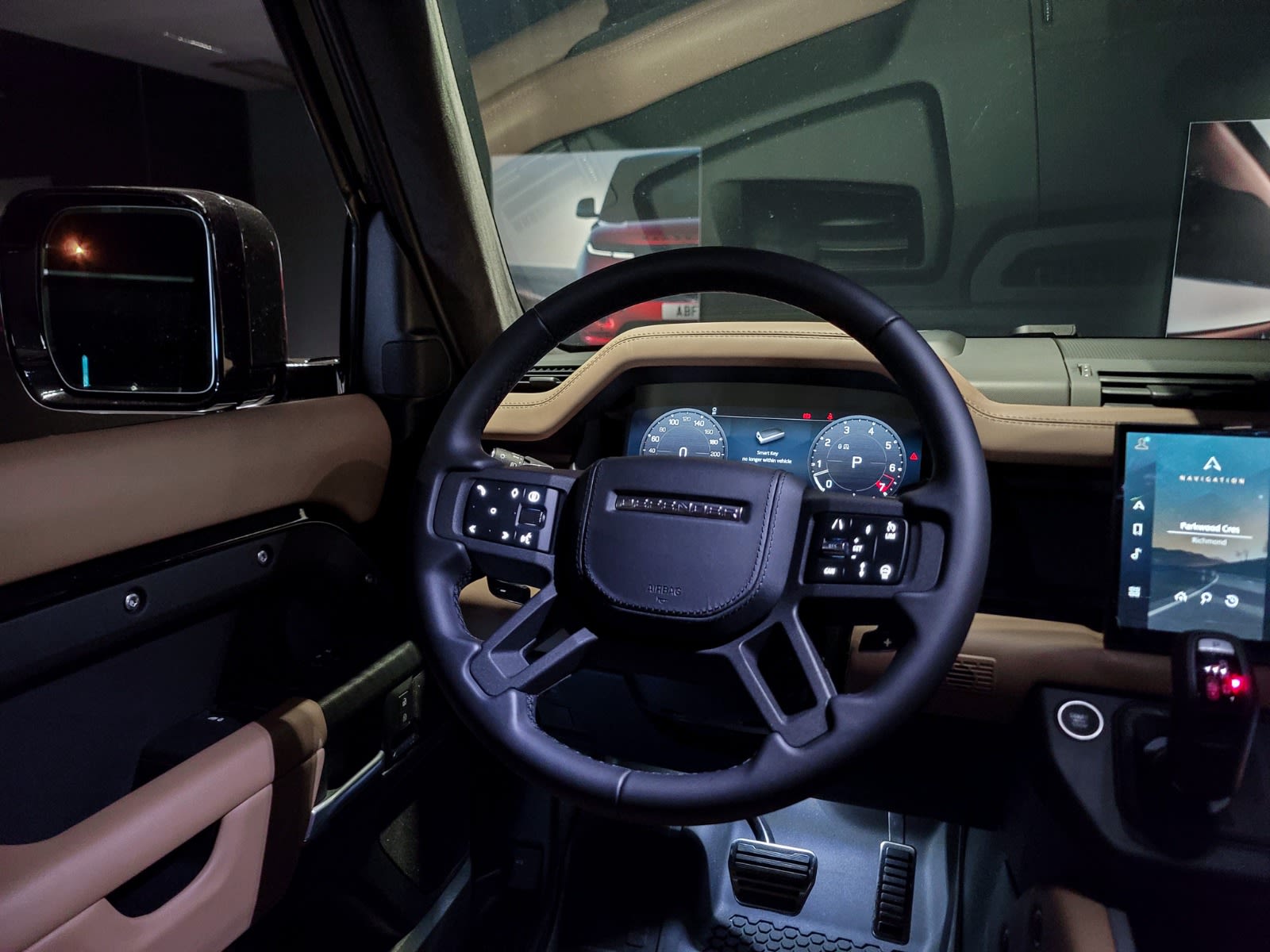 2025 Land Rover Defender V8, Vancouver, Cash