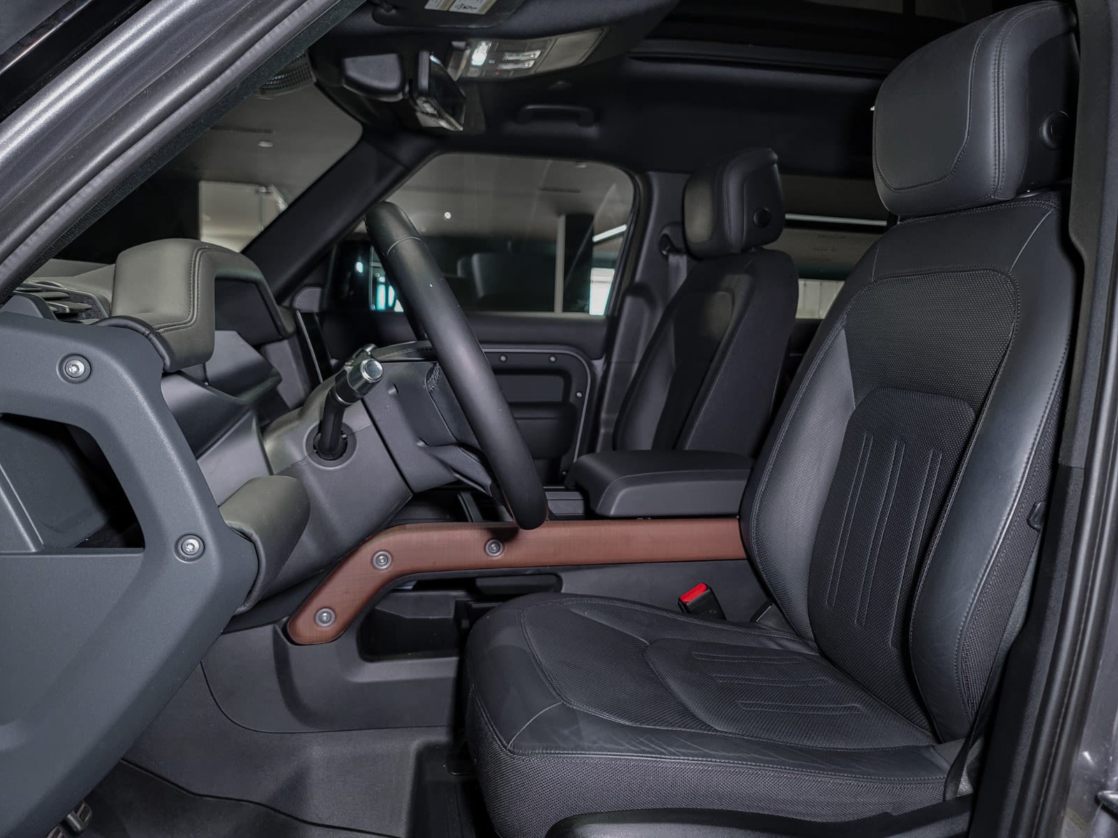 2022 Land Rover Defender X, Vancouver, Cash
