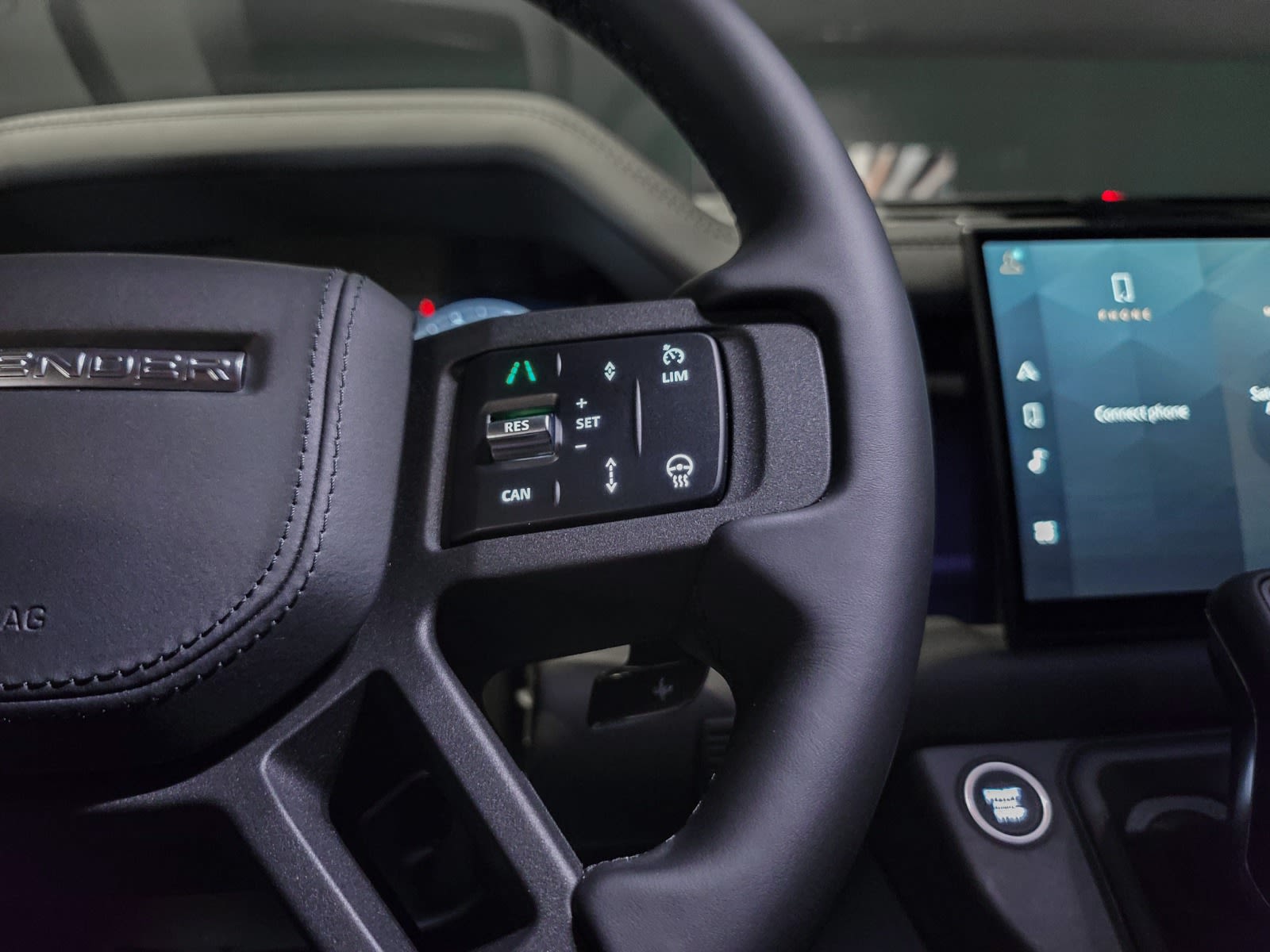 2025 Land Rover Defender V8, Vancouver, Cash