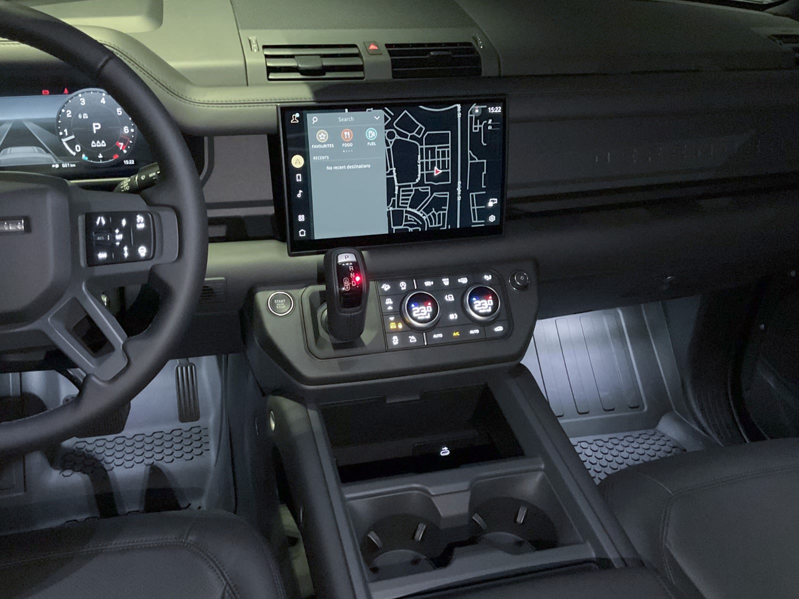 2025 Land Rover Defender S, Vancouver, Cash