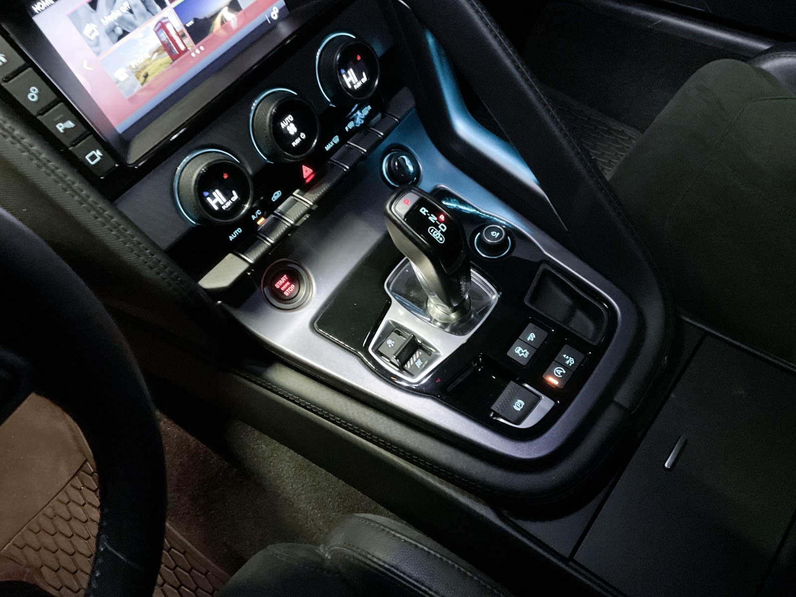 2018 Jaguar F-TYPE 296HP, Vancouver, Cash