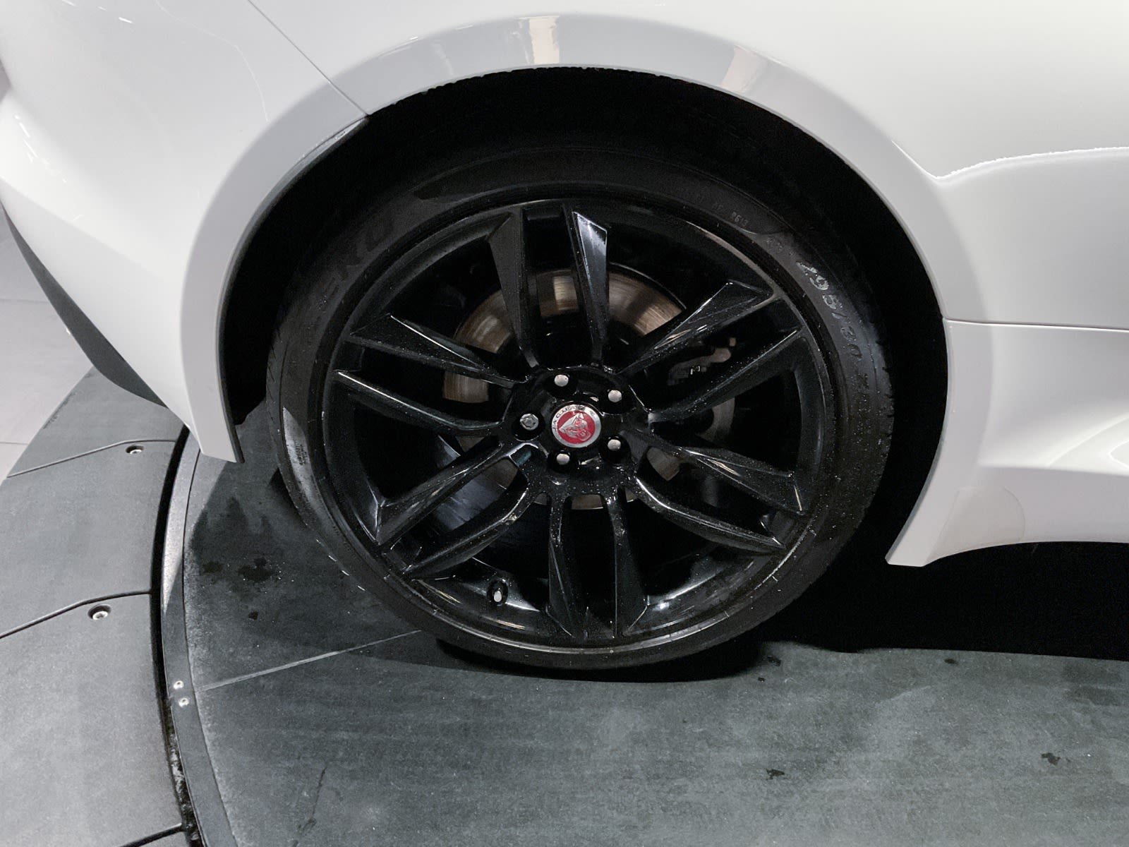 2018 Jaguar F-TYPE 296HP, Vancouver, Cash