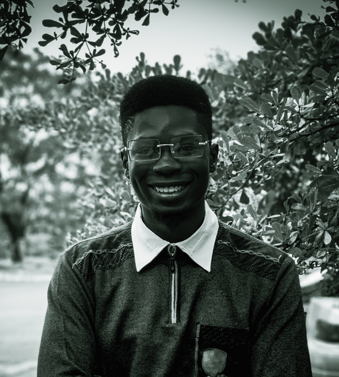 Oluwatomiwa Adeshina