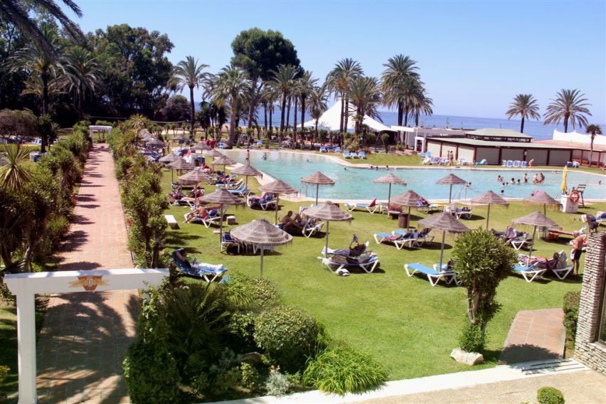 Vom Flughafen Malaga Zum Atalaya Park Golf Holiday Resort