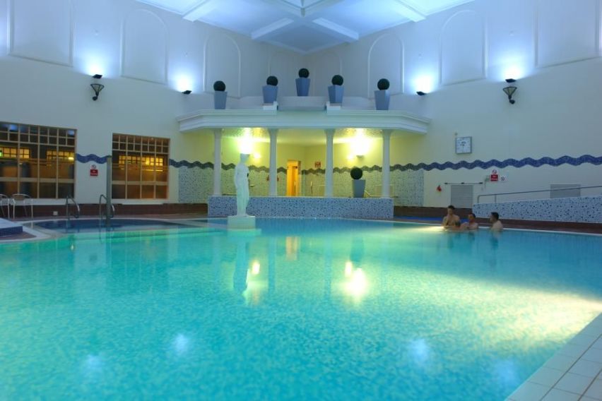 Hotel Breaks With Swimming Pool Hotel Breaks With Swimming Pool