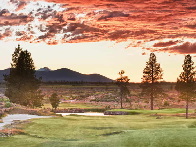 Tetherow Resort, Bend, Oregon Book a golf holiday or golf break