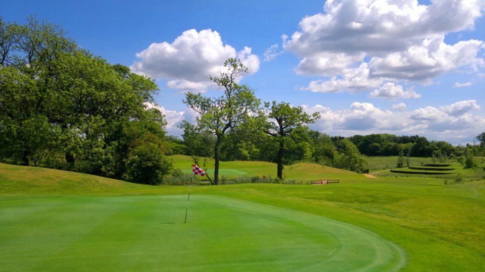 Stonebridge Golf Course, Warwickshire Book a golf break or golf holiday