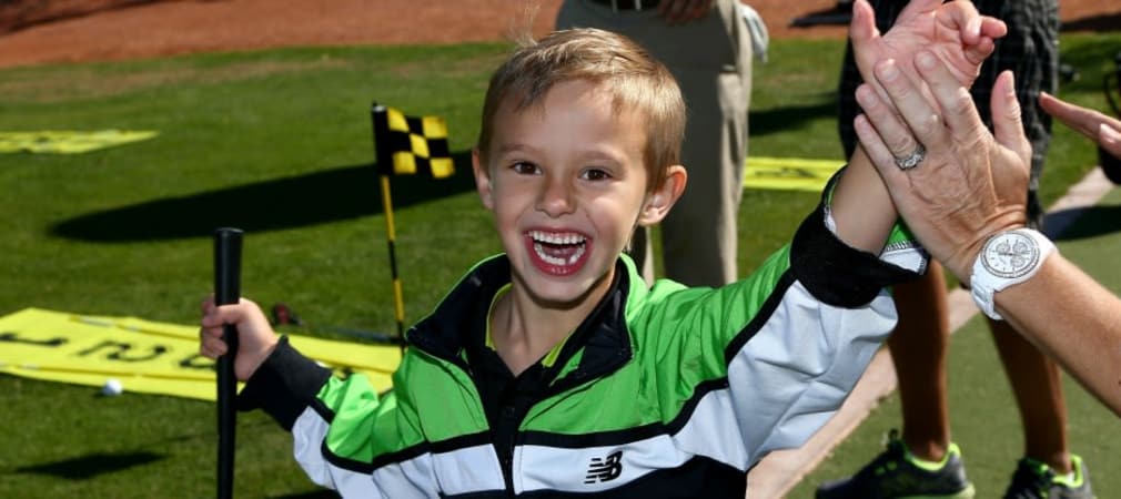 Spezielles Golf-Equipment für Kinder soll ihnen helfen, den Sport richtig zu erlernen und dabei Spaß zu haben