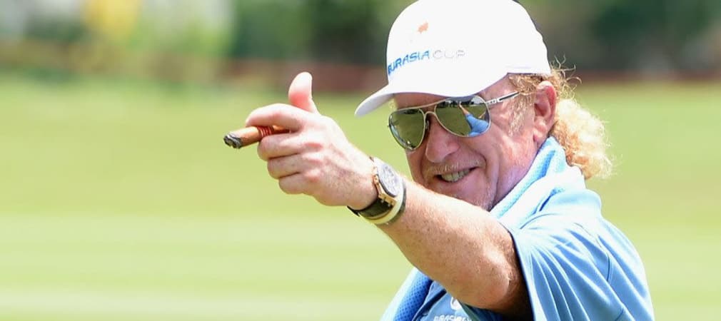 Sehr gute Laune bei Miguel Ángel Jiménez nach Tag eins des EurAsia Cups in Malaysia. Er brachte als Kapitän das Team Europa auf Kurs Titelgewinn
