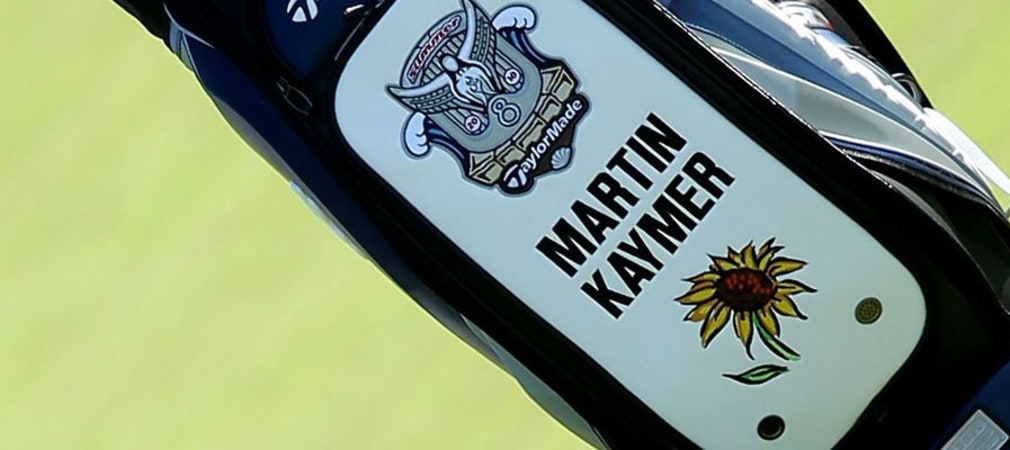 Hinter der Sonnenblume auf Martin Kaymers Golfbag verbirgt sich seine neue Stiftung.