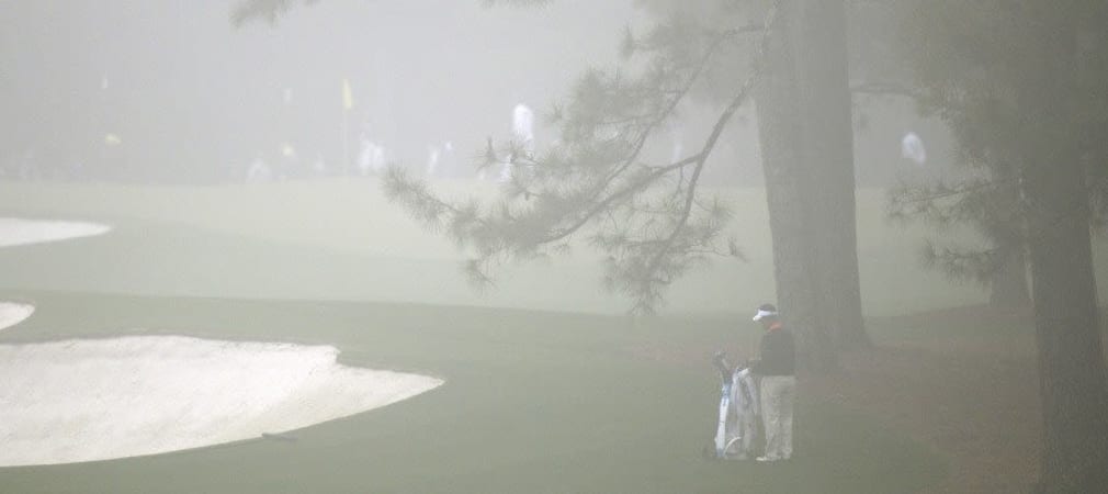 Das Golfspielen im dichten Nebel ist nicht immer die beste Idee und birgt einige Gefahren. Offizielle Regel gibt es nicht und Golfclubs vertrauen häufig auf die richtige Selbsteinschätzung ihrer Mitglieder. (Foto: Getty Images)