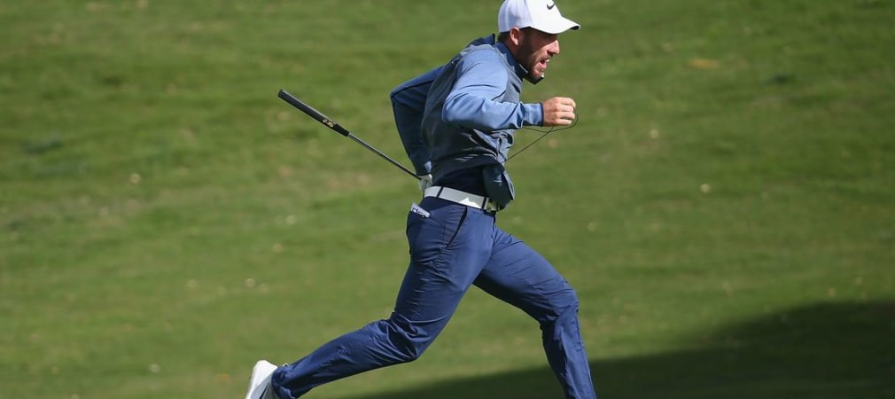 Jetzt aber schnell! Wer schafft das schnellste Loch der Welt? (Foto: Twitter/@EuropeanTour)