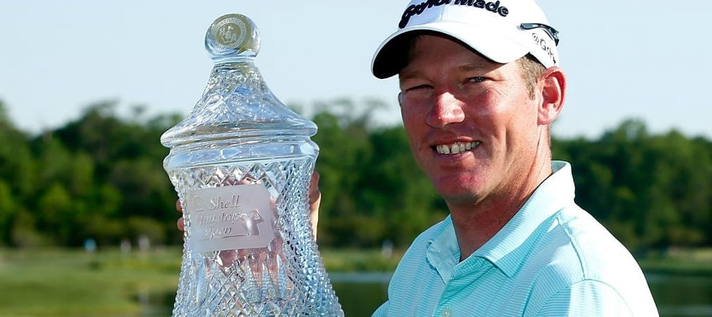 Jim Herman gewinnt nach über 100 PGA-Tour-Starts mit der Shell Houston Open seinen ersten Titel.