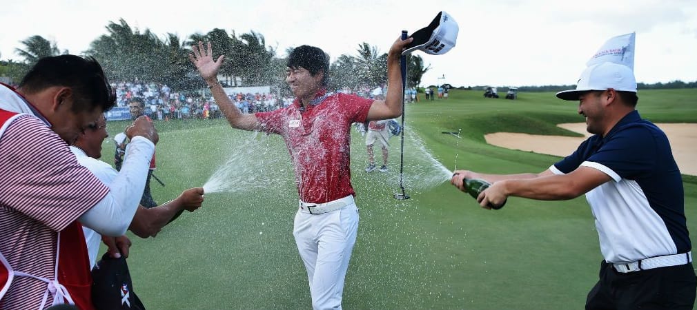 Überschäumender Jubel bei der AfrAsia Bank Mauritius Open: Jeunghun Wang sichert sich denkbar knapp den Turniersieg. (Foto: Getty)