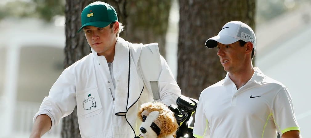 Niall Horan als Caddy von Rory McIlroy beim Par-3-Contest im Rahmen des US Masters in Augusta. (Foto: Getty)