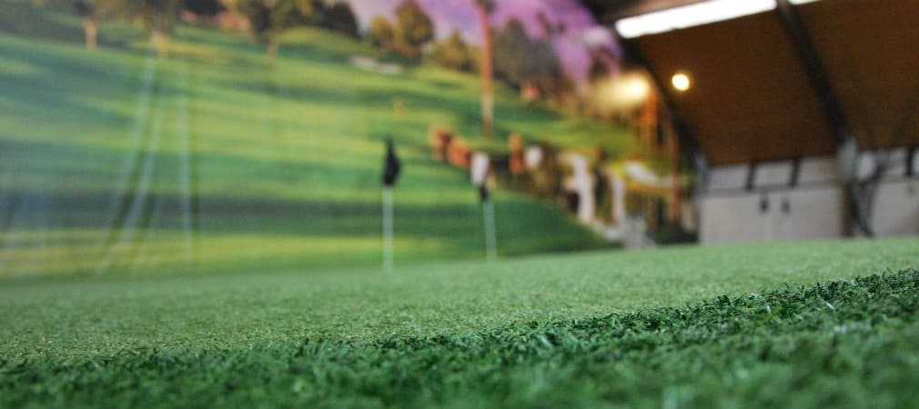Egal ob Regen oder Schnee, beim Indoor Golf ist das kein Hindernis.